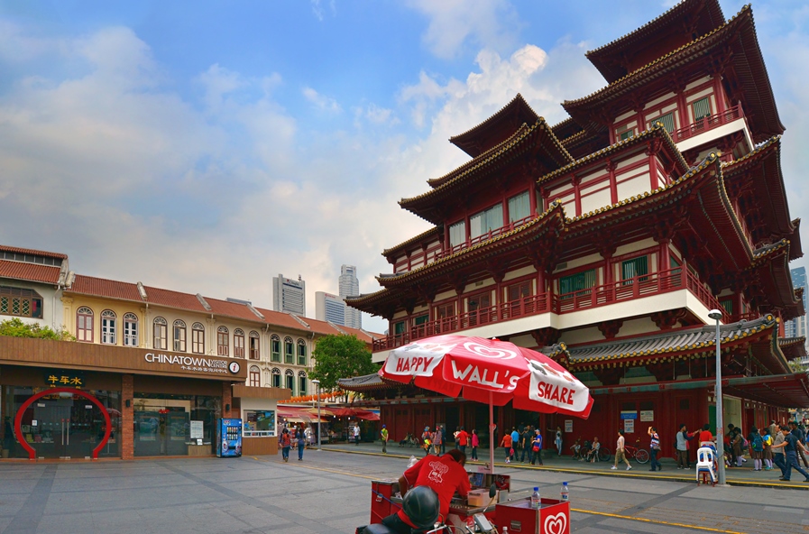 Buddha Tooth Relic Temple1