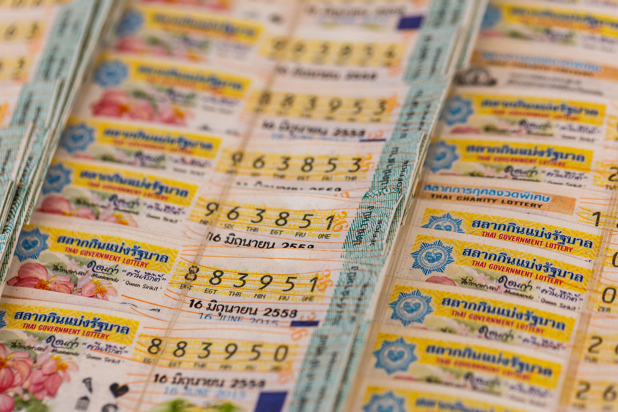 ถูกหวย ซื้อหวย รักษ์ เลขเด็ด หวย เลขเด็ด
